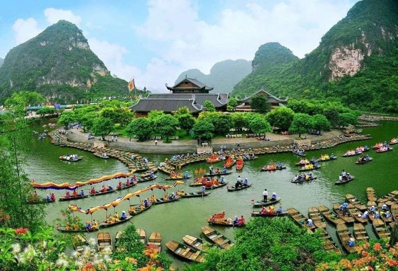 Kinh nghiệm du lịch Tràng An Ninh Bình : Xe đi, Giá vé, Các điểm tham quan