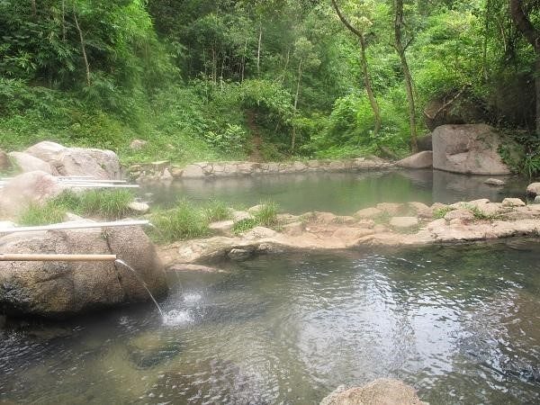 suoi nuoc khoang nong kenh ga