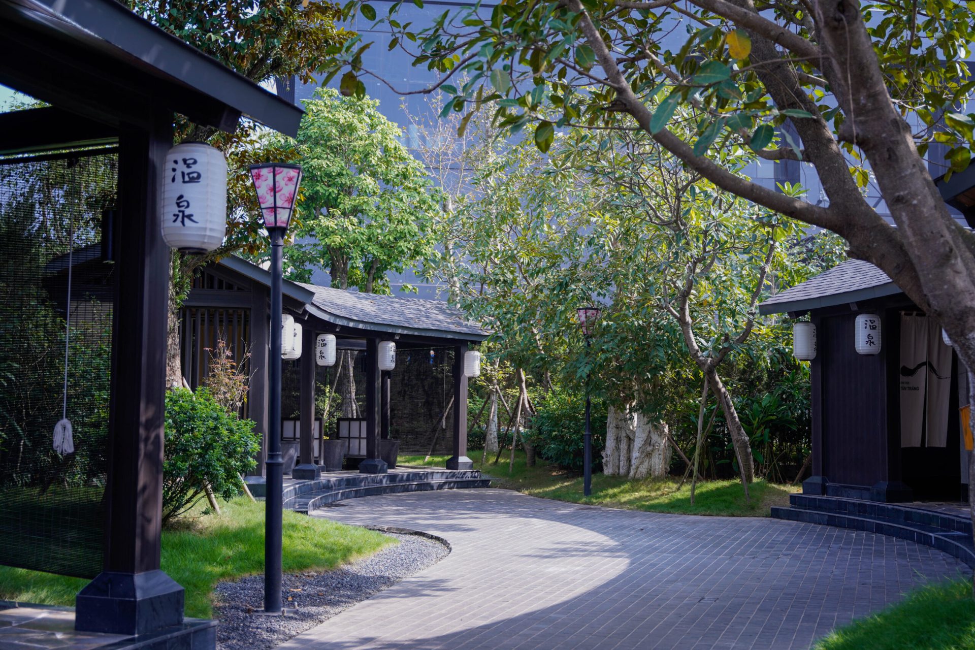 Cẩm Nang Du Lịch Thanh Thủy: Tour Tắm Khoáng Nóng Trị Liệu Tốt Nhất