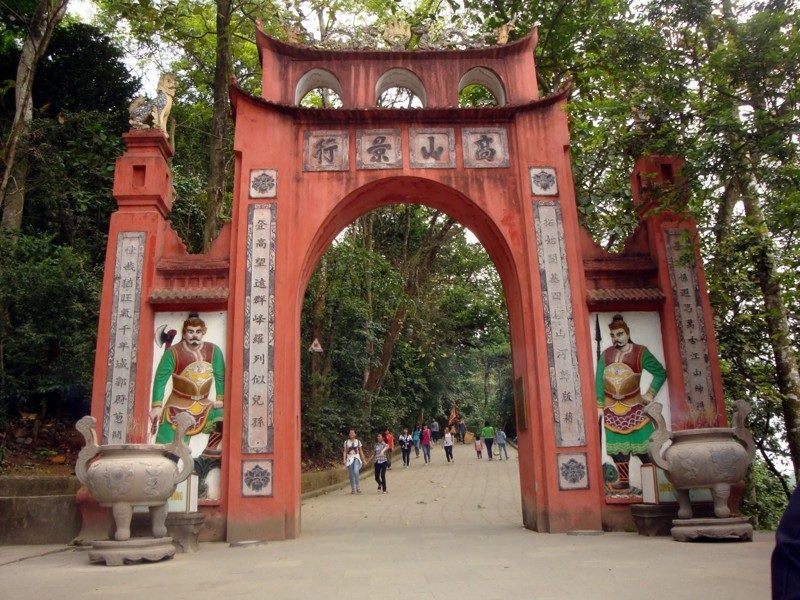den hung phu tho