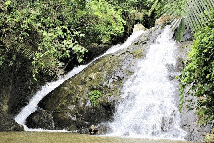 resort hoa binh