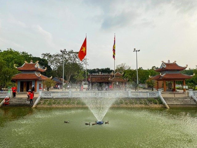 2023-12-den-lang-suong-1.jpg