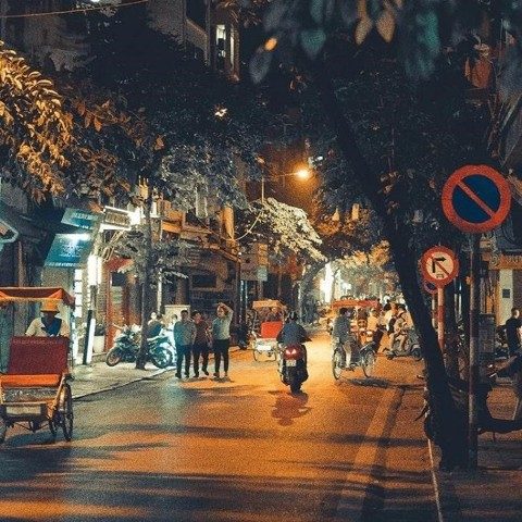 du lich ha noi ve dem