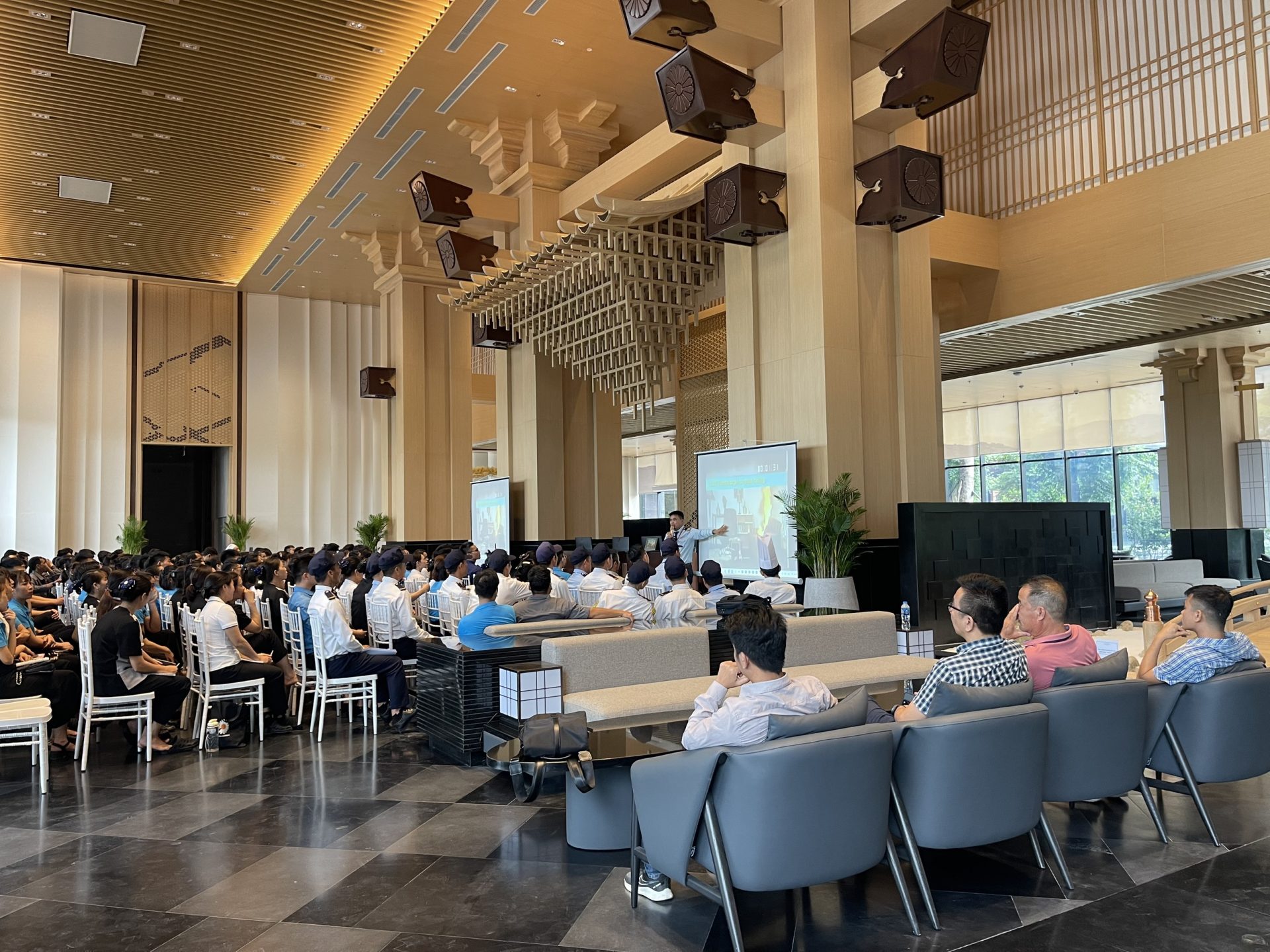 Khu nghỉ dưỡng Lynntimes Thanh Thủy tổ chức chương trình đào tạo PCCC cho đội ngũ cán bộ nhân viên