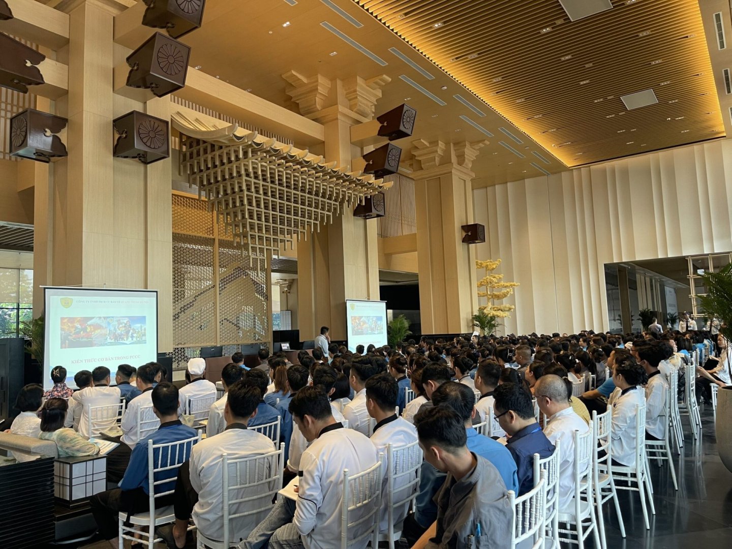 Khu nghỉ dưỡng Lynntimes Thanh Thủy tổ chức chương trình đào tạo PCCC cho đội ngũ cán bộ nhân viên