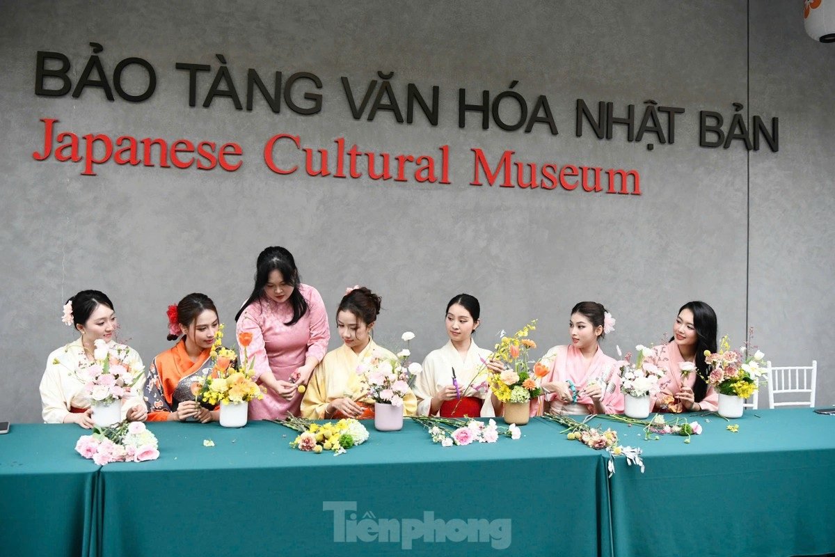 Cùng dàn á hậu, người đẹp khám phá văn hóa Nhật Bản