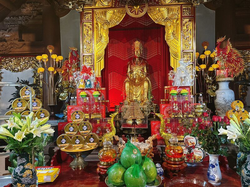 2025-11-den-tam-giang-10.jpg