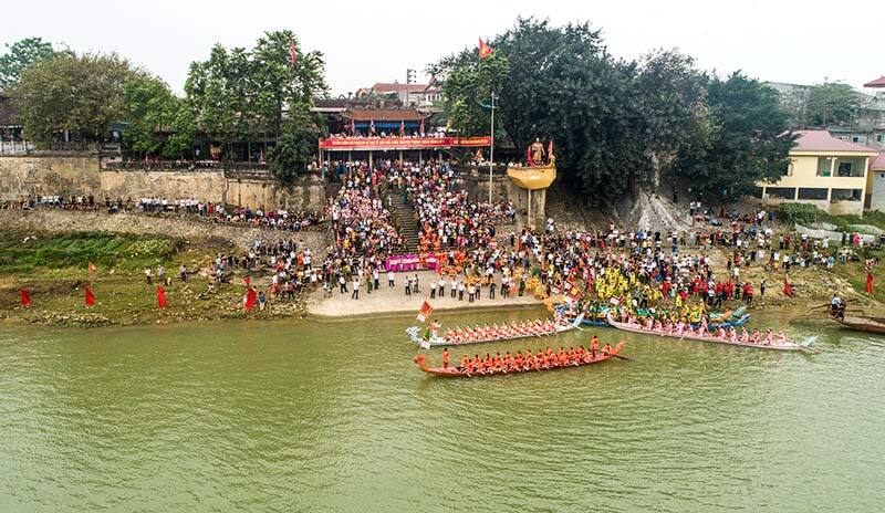 2025-11-den-tam-giang-7-1.jpg