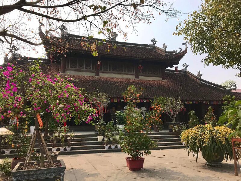 2025-11-den-tam-giang-7.jpg