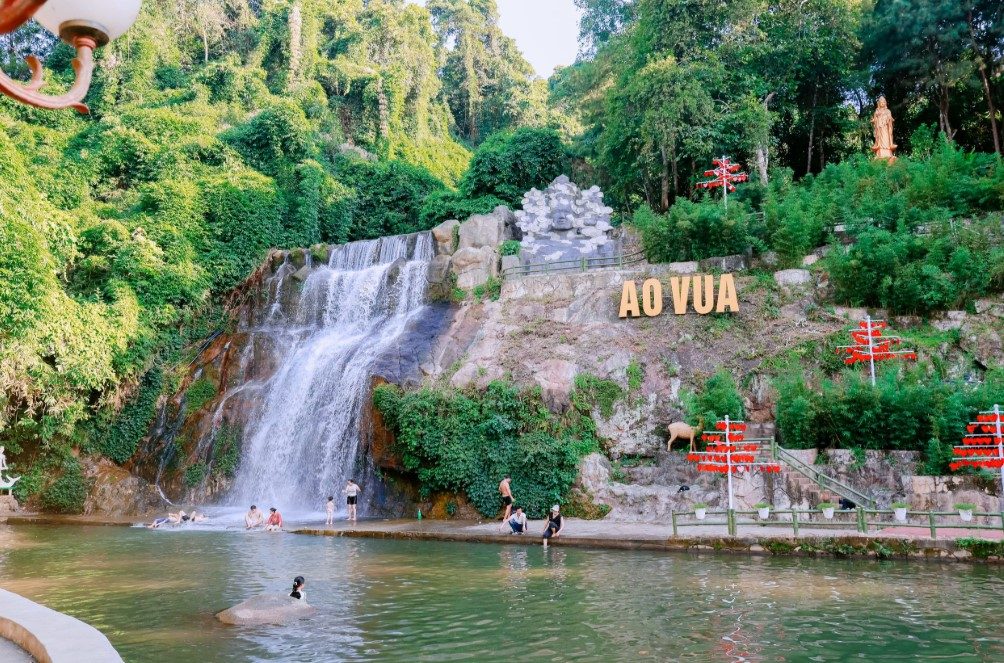 Top 26 Địa Điểm Du Lịch Gần Hà Nội Đổi Gió Cuối Tuần Hấp Dẫn Nhất